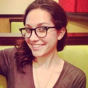 Meet your internet stylist, Bethany!